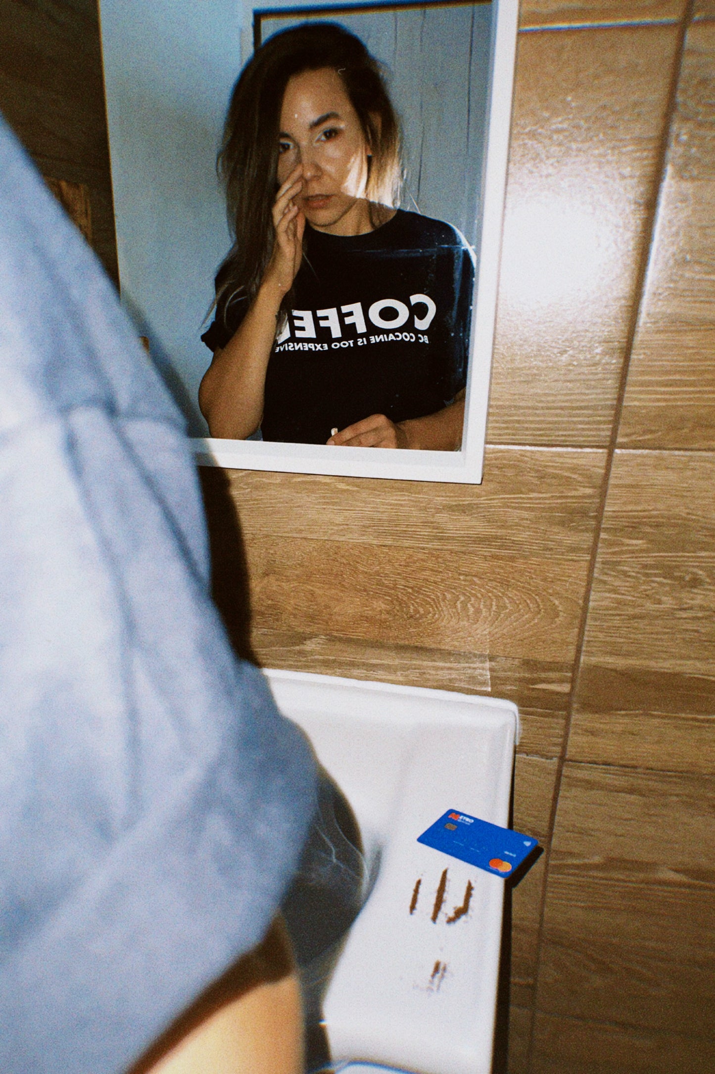 T-SHIRT